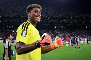 罗马诺：铃木彩艳今天上午接受维拉体检，转会费3000万欧+500万欧