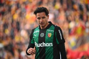 托万：很自豪担任朗斯队长并夺得法超杯冠军，我和新主帅关系很好